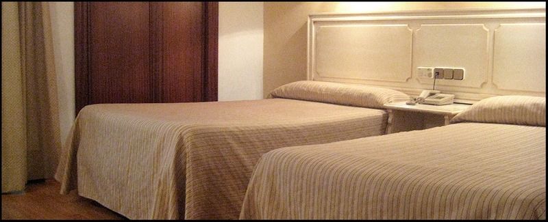 Victoria Hotel 3*