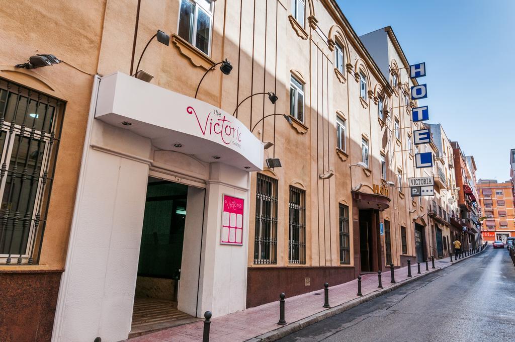 Victoria Hotel 3*